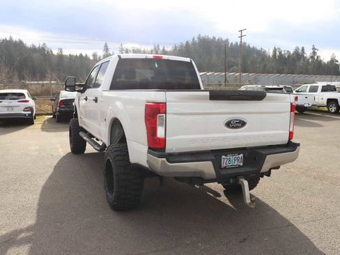 Used 2017 Ford F250 XLT image 7