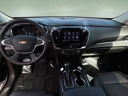Used 2020 Chevrolet Traverse Premier w/ Redline Edition image 16