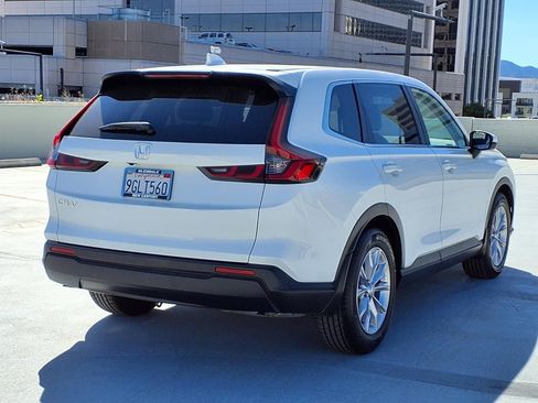 Used 2023 Honda CR-V EX-L image 4