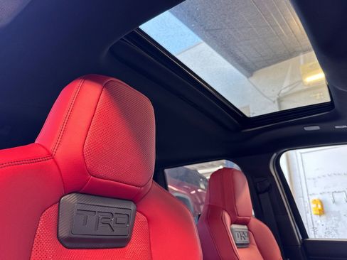 Certified 2025 Toyota Tacoma TRD Pro AWD/4WD image 22