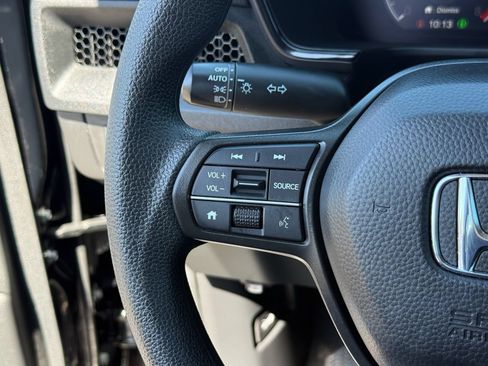 Used 2025 Honda CR-V EX image 17