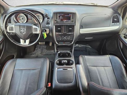 Used 2020 Dodge Grand Caravan GT FWD image 21