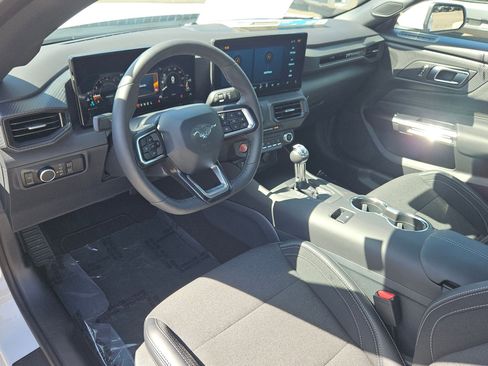 New 2025 Ford Mustang Coupe image 7