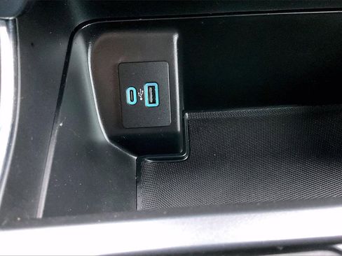 Used 2022 Ford F150 XLT w/ Equipment Group 302A High image 32