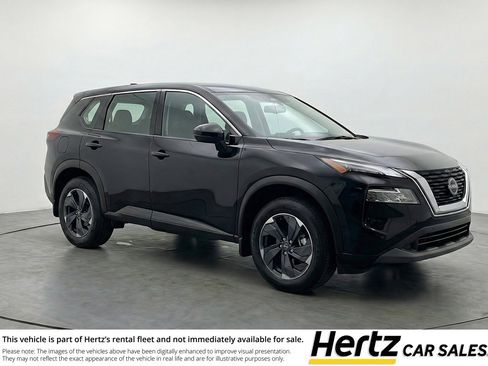 Used 2025 Nissan Rogue SV image 1