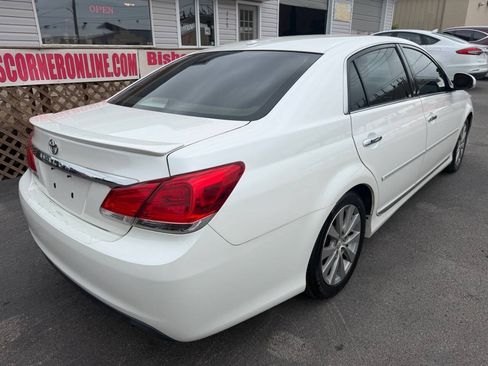 Used 2011 Toyota Avalon Limited FWD image 7