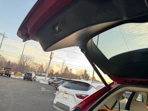 Used 2024 Ford Edge SEL w/ Convenience Package image 21