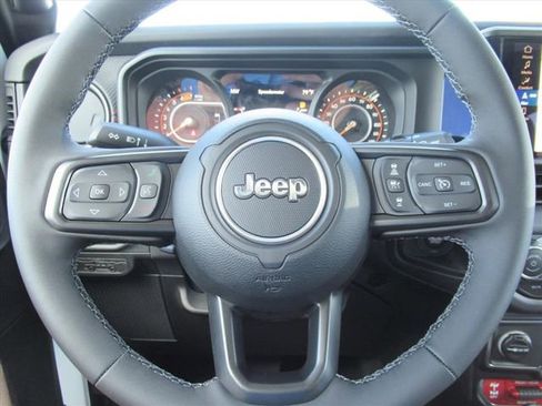 New 2026 Jeep Wrangler Unlimited Rubicon AWD/4WD image 22