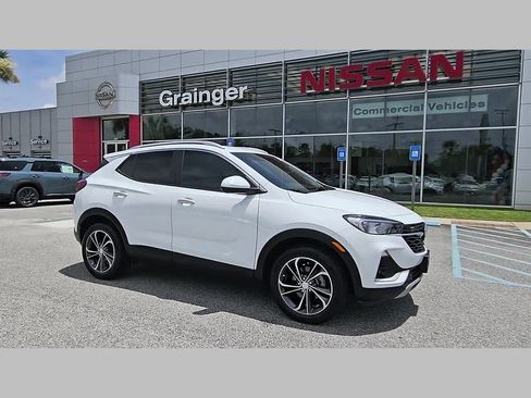 Used 2022 Buick Encore GX Select w/ Safety Package II FWD image 38