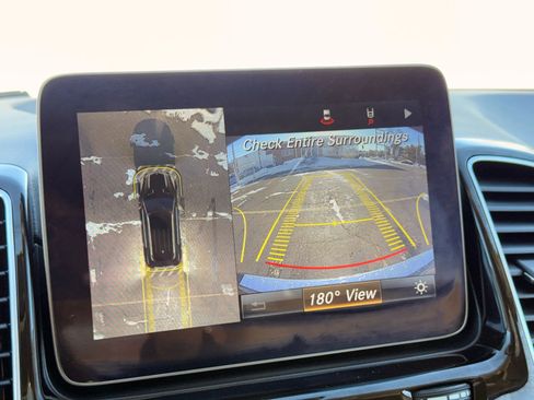 Used 2018 Mercedes-Benz GLE 350 4MATIC image 33