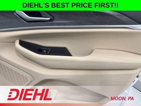 New 2025 Jeep Grand Cherokee Limited w/ Black Appearance Package AWD/4WD image 16