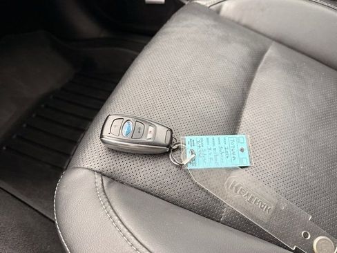 Used 2016 Subaru Outback 3.6R Limited image 29