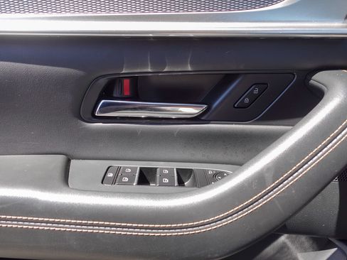 Used 2024 MAZDA CX-90 Plug-In Hybrid w/ Preferred AWD/4WD image 17