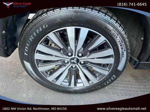 Used 2020 Mitsubishi Outlander SEL image 11