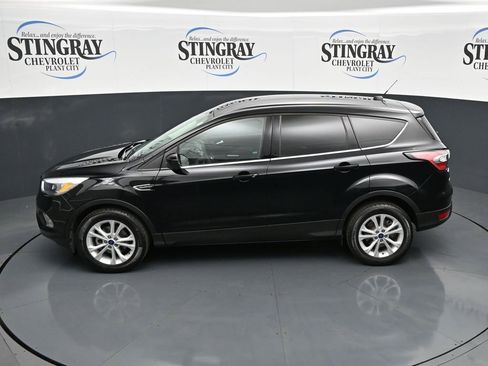 Used 2017 Ford Escape SE image 12