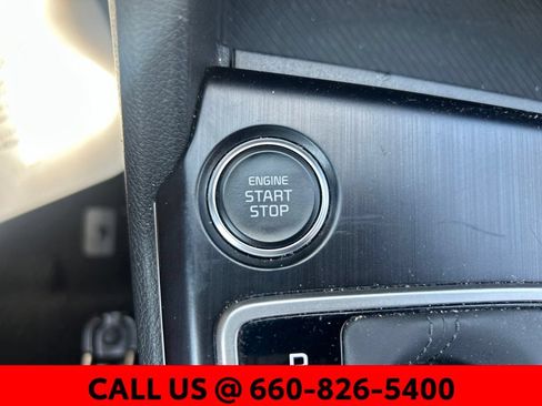 Used 2026 Kia Sportage LX FWD image 23