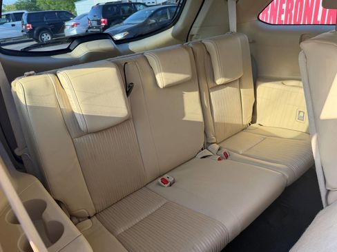 Used 2014 Toyota Highlander Plus image 11