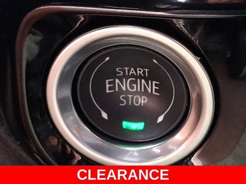 Used 2025 Chevrolet Silverado 1500 LT w/ Protection Package AWD/4WD image 26