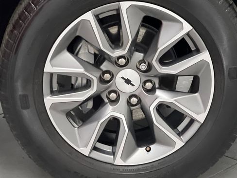 Used 2023 Chevrolet Silverado 1500 LT image 59