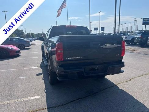 Used 2022 Chevrolet Colorado Z71 AWD/4WD image 7