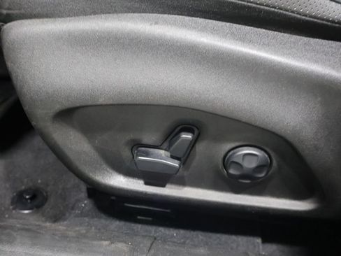 Certified 2021 Jeep Renegade Limited AWD/4WD image 13