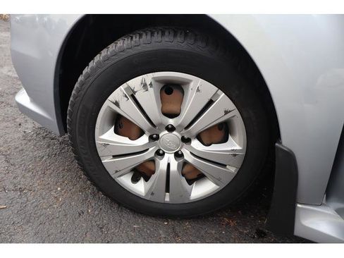 Used 2013 Subaru Legacy 2.5i AWD/4WD image 14