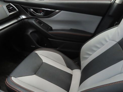 Used 2019 Subaru Crosstrek 2.0i Limited w/ Moonroof Package w/Navigation image 22