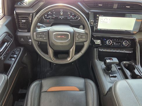 Certified 2024 GMC Sierra 1500 AT4 w/ AT4 Preferred Package AWD/4WD image 14
