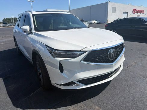 Used 2022 Acura MDX w/ Technology Package AWD/4WD image 2