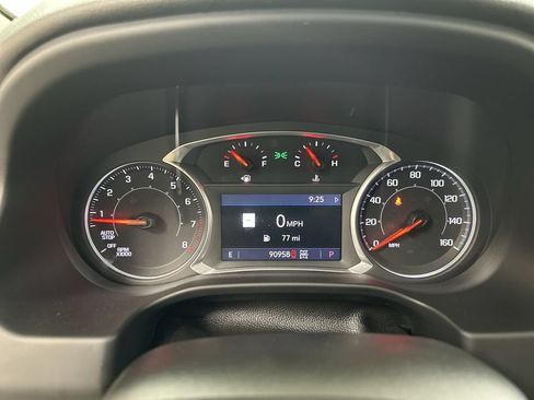 Used 2021 GMC Acadia SLT w/ LPO, Floor Liner Package AWD/4WD image 13