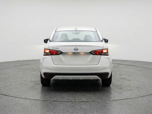 Used 2025 Nissan Versa SV FWD image 7