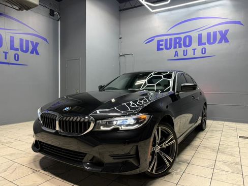 Used 2022 BMW 330i xDrive Sedan w/ Driving Assistance Package AWD/4WD image 3