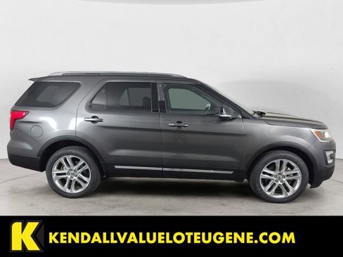 Used 2016 Ford Explorer XLT w/ Equipment Group 202A image 6