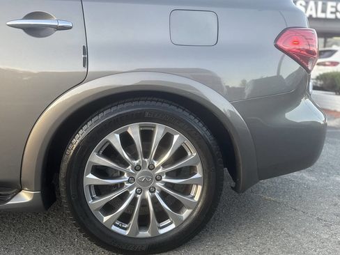 Used 2017 INFINITI QX80 2WD w/ Driver Assistance Package image 26