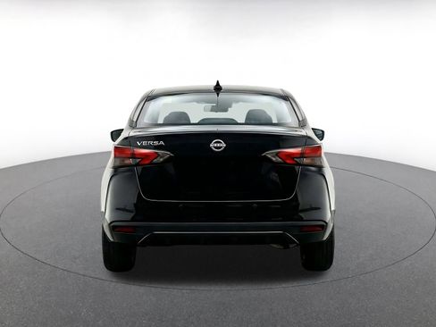 Used 2025 Nissan Versa SV image 14
