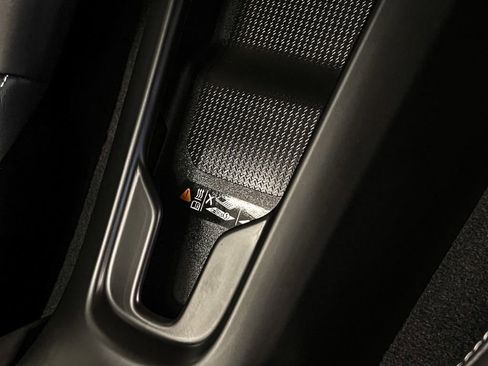 Used 2020 Chevrolet Corvette Stingray w/ 2LT Preferred Equipment Group image 78