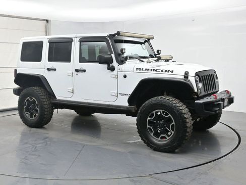 Used 2017 Jeep Wrangler Unlimited Rubicon AWD/4WD image 28