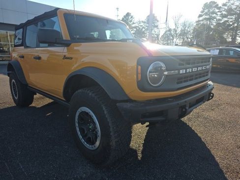 Used 2021 Ford Bronco Black Diamond w/ Sasquatch Package image 1