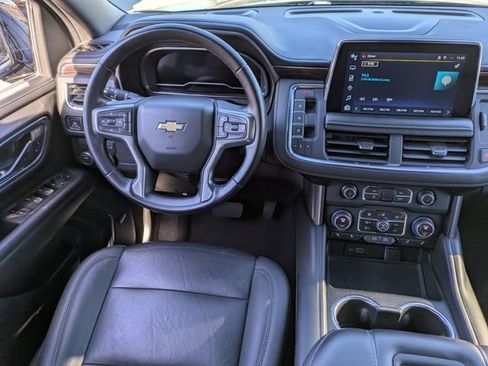 Used 2023 Chevrolet Suburban LT image 17