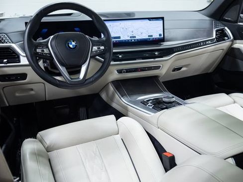 Used 2024 BMW X5 xDrive50e w/ Executive Package AWD/4WD image 20