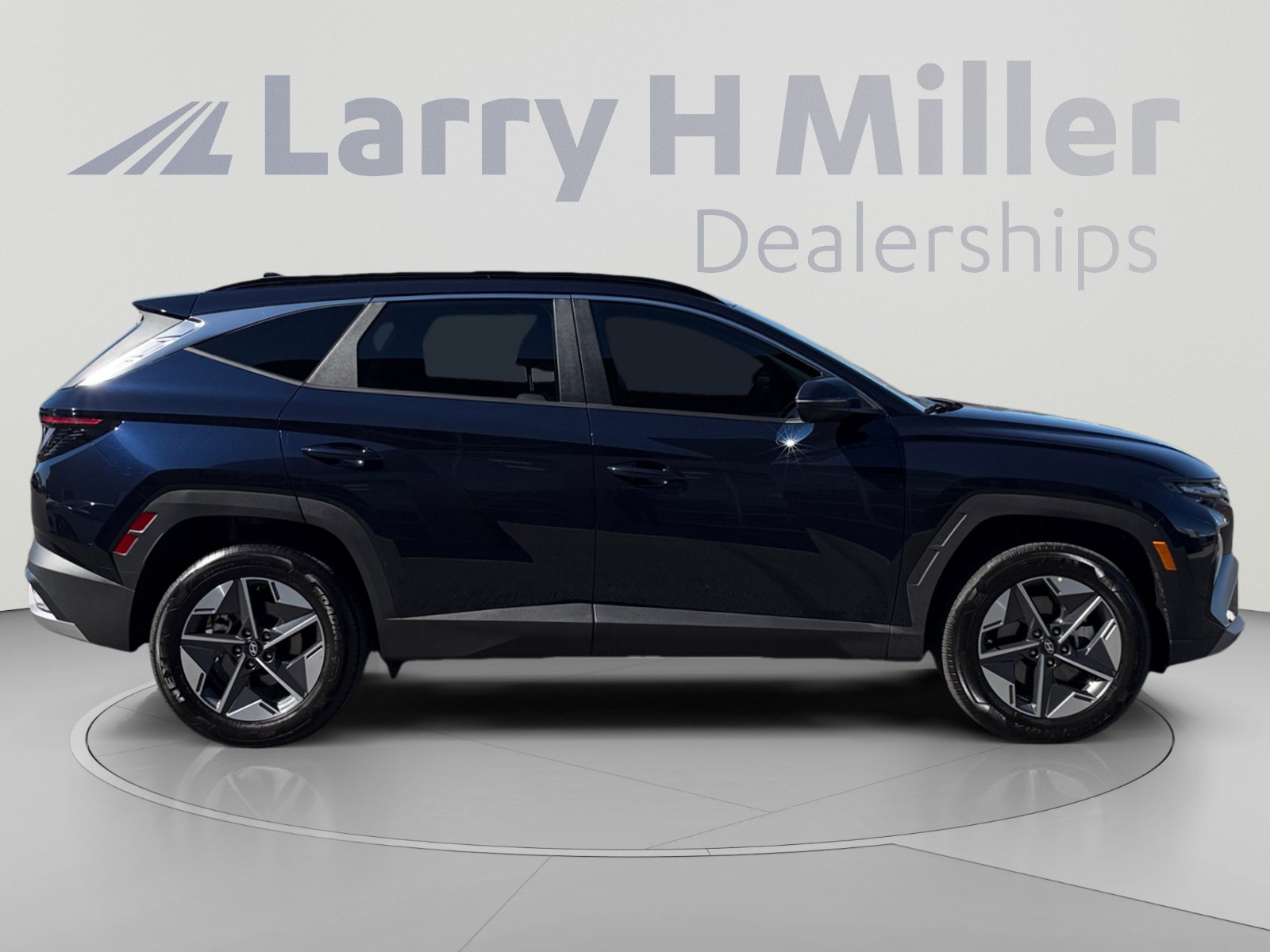Used 2025 Hyundai Tucson SEL w/ Tow & Go Package AWD/4WD image 6