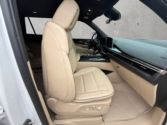 Used 2023 Cadillac Escalade Premium Luxury w/ LPO, Illumination Package RWD image 24