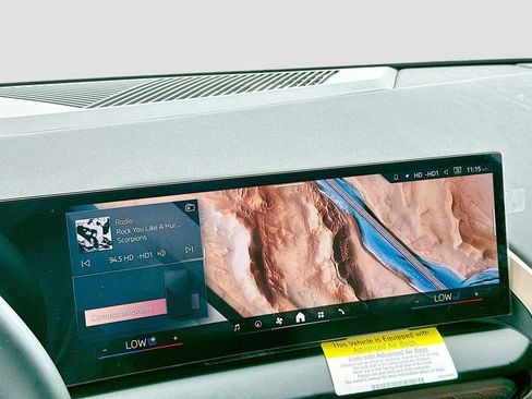 Used 2025 BMW X3 xDrive30i w/ Convenience Package AWD/4WD image 14