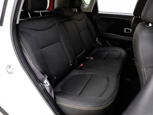 Used 2016 Kia Soul + w/ Designer's Package image 37
