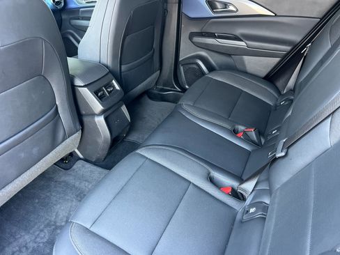 Used 2024 Chevrolet Equinox EV LT FWD image 12