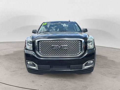 Used 2015 GMC Yukon Denali w/ Premium Package RWD image 2