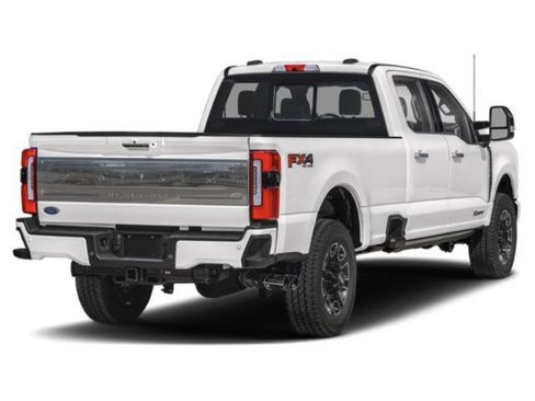 Used 2023 Ford F350 Platinum AWD/4WD image 2