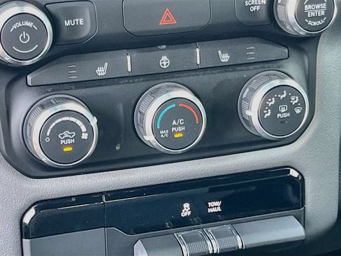 Used 2023 RAM 1500 Big Horn RWD image 15