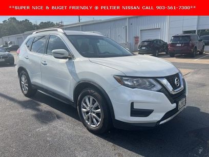 Used 2017 Nissan Rogue SV