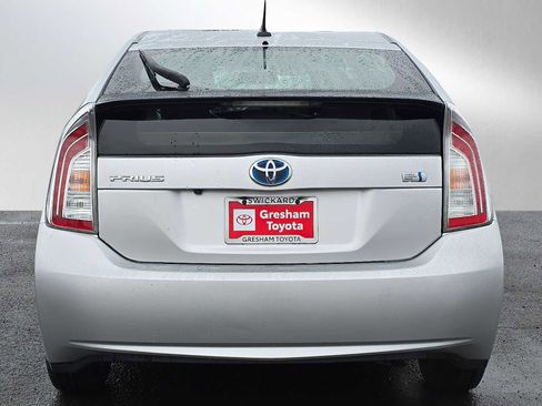 Used 2014 Toyota Prius Three image 4